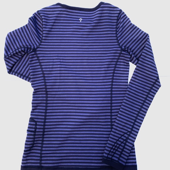 Lululemon Ivivva Reversible Purple Long Sleeve - Picture 5 of 12